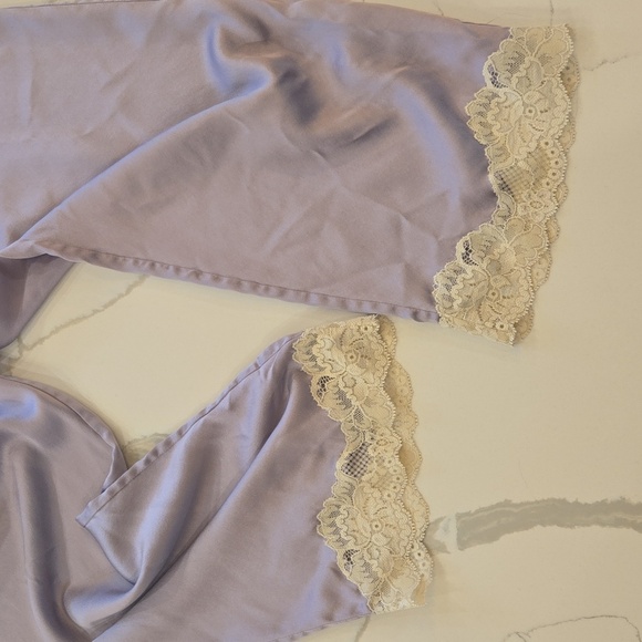 Vintage 100% Silk Lavender Lace Pajama Top & Pants Set Purple Size Medium - Picture 10 of 13